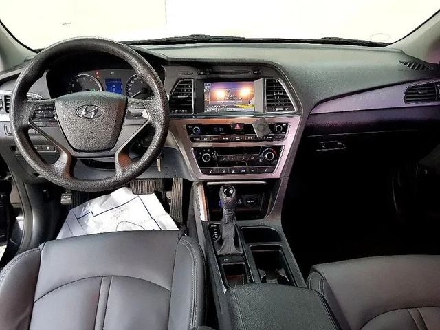 Hyundai Sonata 2.0 Style - автомобили, коли, обяви за нови и употребявани 4