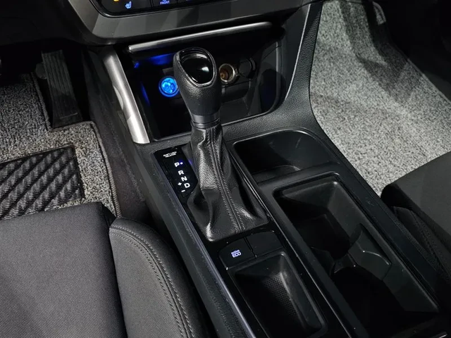 Hyundai Sonata LPI - автомобили, коли, обяви за нови и употребявани 8