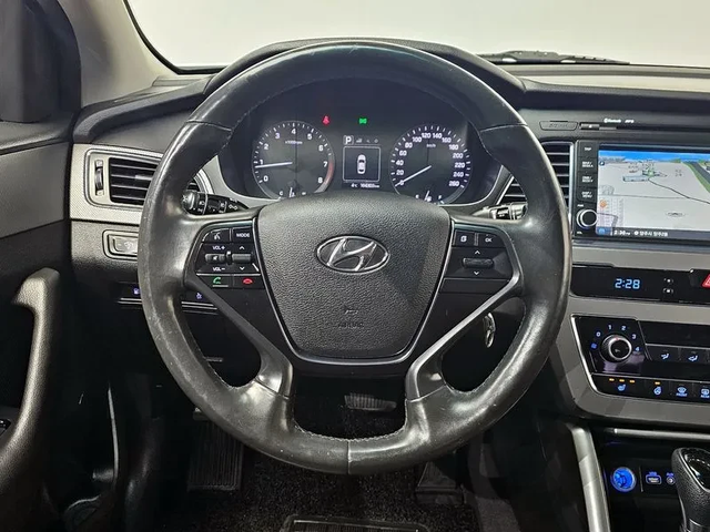 Hyundai Sonata LPI - автомобили, коли, обяви за нови и употребявани 12
