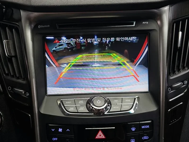 Hyundai Sonata 2.0 - автомобили, коли, обяви за нови и употребявани 14