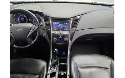 Hyundai Sonata 2.0 - автомобили, коли, обяви за нови и употребявани 6