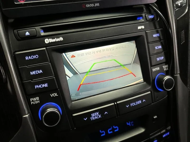 Hyundai Sonata 2.0 - автомобили, коли, обяви за нови и употребявани 13