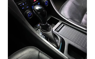 Hyundai Sonata 2.0 - автомобили, коли, обяви за нови и употребявани 8