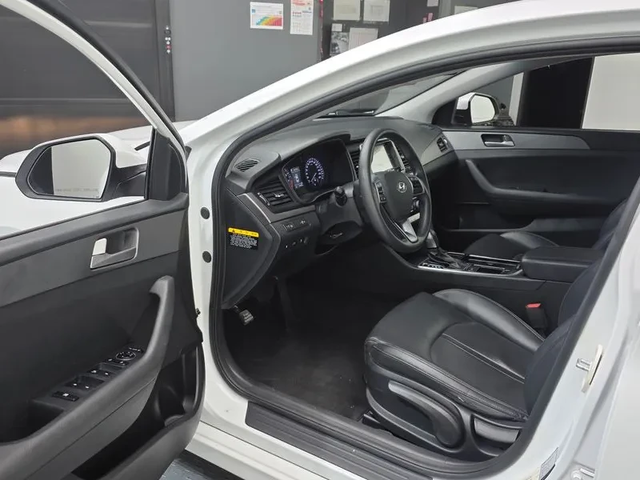 Hyundai Sonata New Rise 2.0 Style - автомобили, коли, обяви за нови и употребявани 10