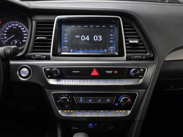 Hyundai Sonata New Rise 2.0 Style - автомобили, коли, обяви за нови и употребявани 14