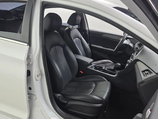 Hyundai Sonata New Rise 2.0 Style - автомобили, коли, обяви за нови и употребявани 9