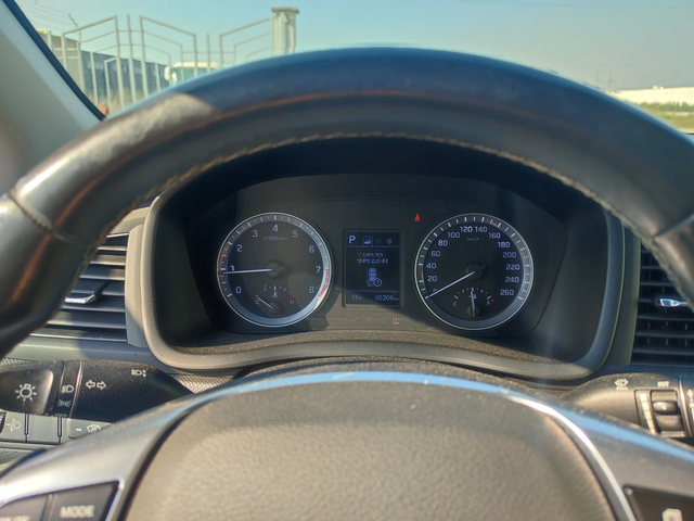 Hyundai Sonata 2.0 Lpi - автомобили, коли, обяви за нови и употребявани 12