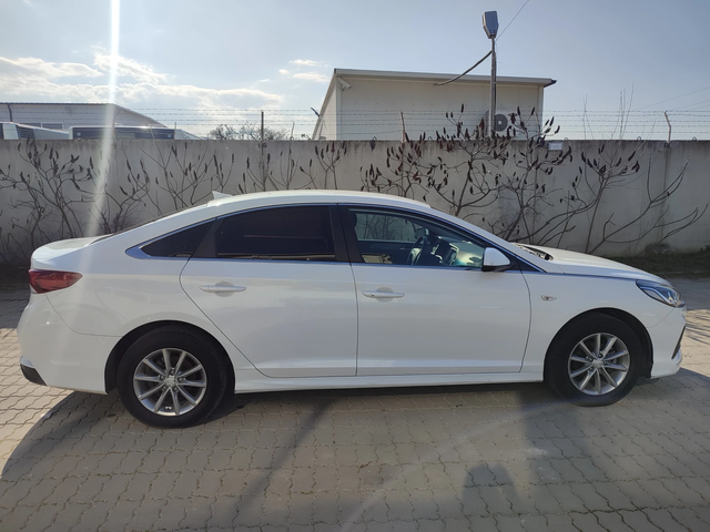 Hyundai Sonata 2.0 Lpi - автомобили, коли, обяви за нови и употребявани 5