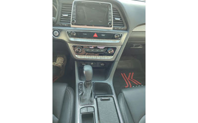 Hyundai Sonata 2.0 Lpi - автомобили, коли, обяви за нови и употребявани 12