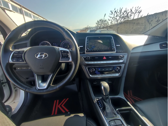 Hyundai Sonata 2.0 Lpi - автомобили, коли, обяви за нови и употребявани 14