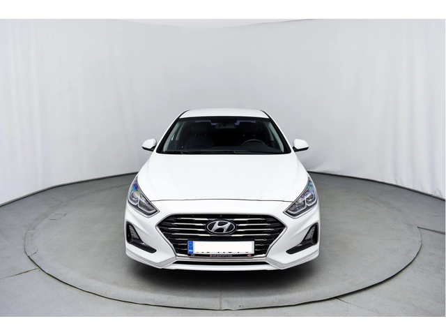 Hyundai Sonata 2.0 LPI - автомобили, коли, обяви за нови и употребявани 0