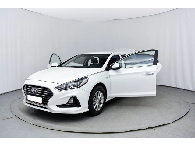 Hyundai Sonata 2.0 LPI - автомобили, коли, обяви за нови и употребявани 1