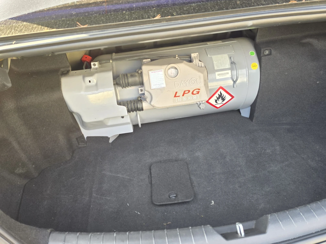 Hyundai Sonata 2.0 LPI - автомобили, коли, обяви за нови и употребявани 13