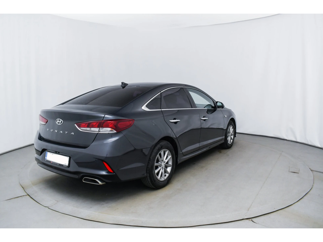 Hyundai Sonata 2.0 LPI - автомобили, коли, обяви за нови и употребявани 3