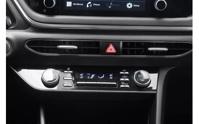 Hyundai Sonata Luxury FWD* АвтоКредит* (Цена до БГ) - автомобили, коли, обяви за нови и употребявани 16