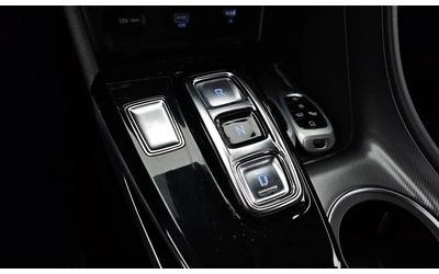 Hyundai Sonata 2.0 LPG Smart * НАЙ-ДОБРА ЦЕНА В БЪЛГАРИЯ* - автомобили, коли, обяви за нови и употребявани 8