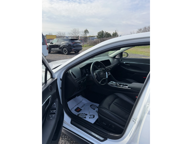 Hyundai Sonata НАЛИЧНА* LPG * * КЛИМАТРОНИК * * ГОЛЯМА НАВИГАЦИЯ* - автомобили, коли, обяви за нови и употребявани 4