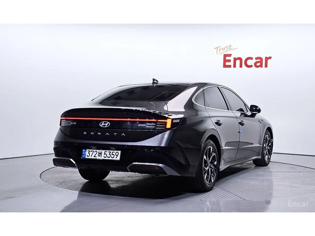 Hyundai Sonata 1.6T* EXCLUSIVE* DISTRONIC* ОБДУХ* КРАЙНА ЦЕНА - автомобили, коли, обяви за нови и употребявани 2