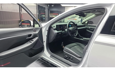 Hyundai Sonata 2.0 Premium - автомобили, коли, обяви за нови и употребявани 6
