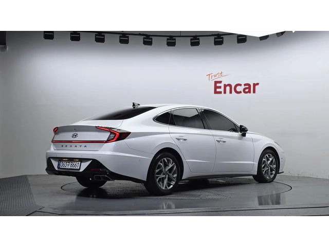 Hyundai Sonata 1.6 Premium Family - автомобили, коли, обяви за нови и употребявани 1