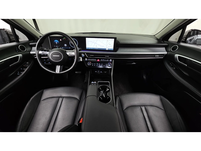 Hyundai Sonata Exclusive | Adaptive Cruise | Ventilated Seats | M - автомобили, коли, обяви за нови и употребявани 4