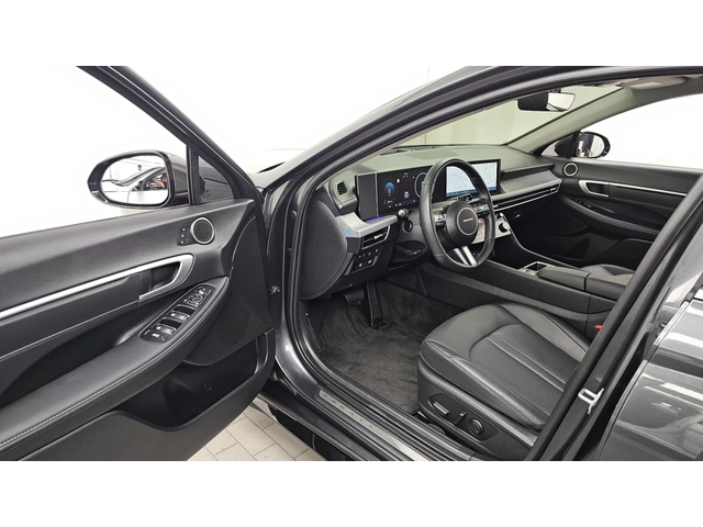 Hyundai Sonata Exclusive | Adaptive Cruise | Ventilated Seats | M - автомобили, коли, обяви за нови и употребявани 6