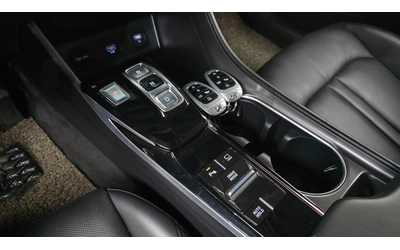 Hyundai Sonata 1.6 Turbo Premium Plus - автомобили, коли, обяви за нови и употребявани 8