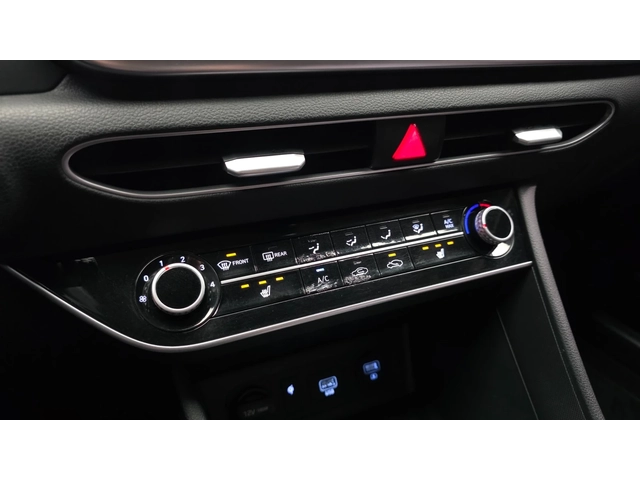 Hyundai Sonata 2.0 - Model 2020 - автомобили, коли, обяви за нови и употребявани 11
