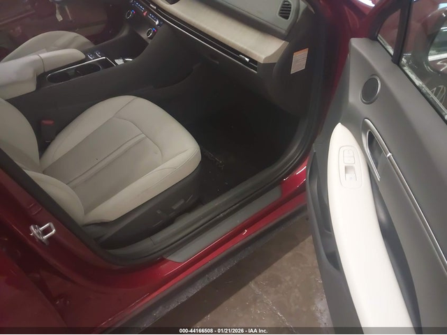 Hyundai SONATA HYBRID 2.0L I-4 DI, DOHC, VVT, 150HP Front Wheel Drive - автомобили, коли, обяви за нови и употребявани 4