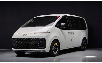 hyundai-staria - 0