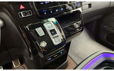 Hyundai Staria L3.5 Lounge 7-Seater Mobility - автомобили, коли, обяви за нови и употребявани 7