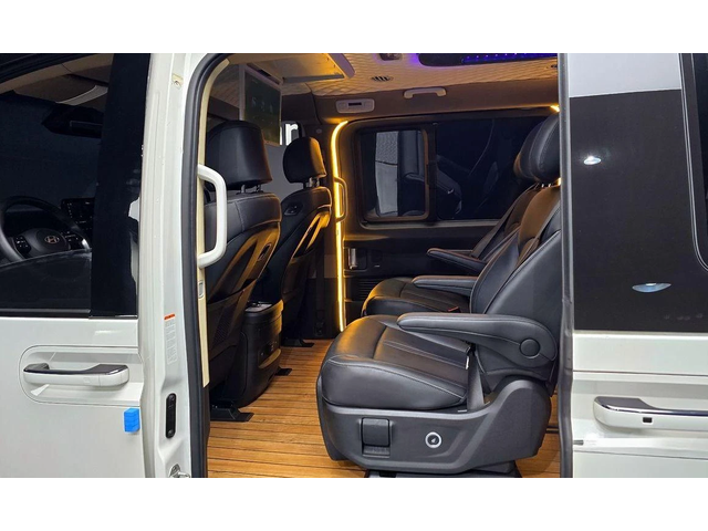 Hyundai Staria L3.5 Lounge 7-Seater Mobility - автомобили, коли, обяви за нови и употребявани 11