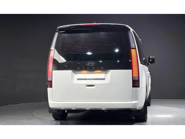 Hyundai Staria L3.5 Lounge 7-Seater Mobility - автомобили, коли, обяви за нови и употребявани 3