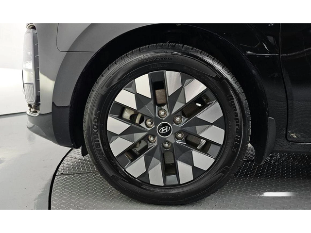 Hyundai Staria L3.5 Lounge 7-Seater Inspiration - автомобили, коли, обяви за нови и употребявани 4