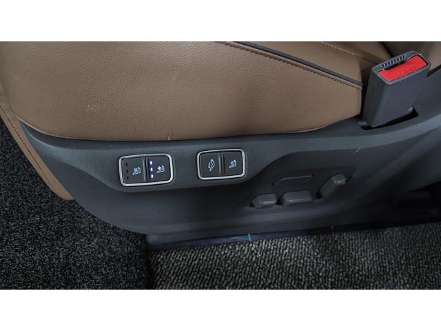 Hyundai Staria 7 МЕСТА L3.5 Lounge autogeorge.com - автомобили, коли, обяви за нови и употребявани 12