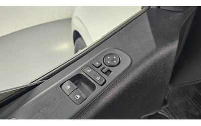 Hyundai Staria L3.5 Tourer 9seater autogeorge.com - автомобили, коли, обяви за нови и употребявани 8