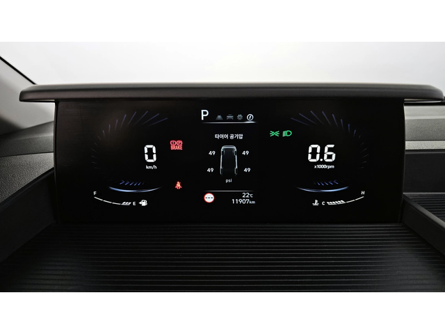 Hyundai Staria L3.5 Tourer 9seater autogeorge.com - автомобили, коли, обяви за нови и употребявани 5