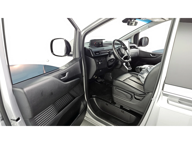 Hyundai Staria L3.5 Tourer 9seater autogeorge.com - автомобили, коли, обяви за нови и употребявани 7