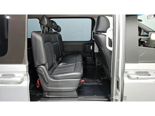Hyundai Staria L3.5 Tourer 9seater autogeorge.com - автомобили, коли, обяви за нови и употребявани 9