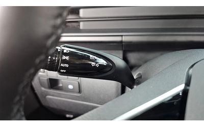 Hyundai Staria L3.5 Tourer 9seater autogeorge.com - автомобили, коли, обяви за нови и употребявани 15