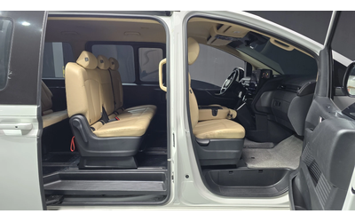 Hyundai Staria L3.5 Tourer 9seater autogeorge.com - автомобили, коли, обяви за нови и употребявани 9