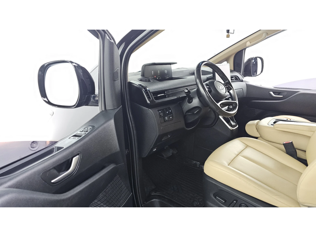 Hyundai Staria L3.5 Tourer 9seater autogeorge.com - автомобили, коли, обяви за нови и употребявани 8