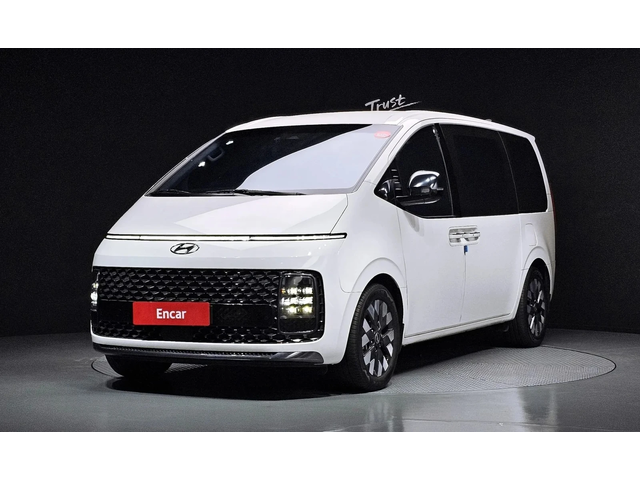 Hyundai Staria L3.5 Lounge 7-Seater Mobility - автомобили, коли, обяви за нови и употребявани 0