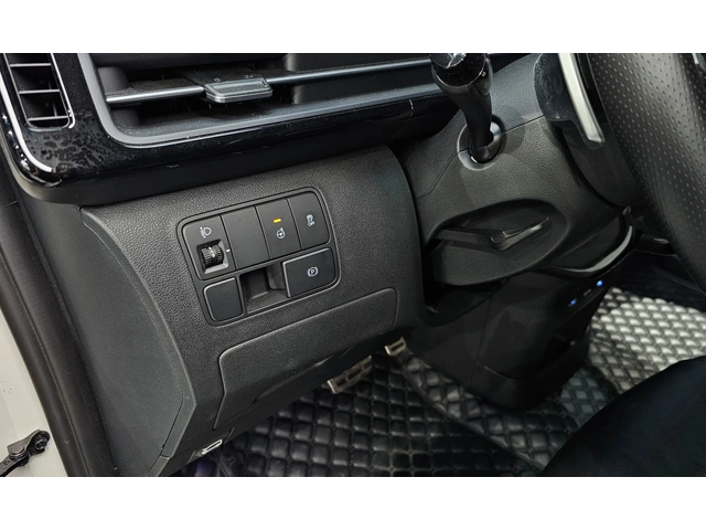 Hyundai Staria L3.5 Lounge 7-Seater Mobility - автомобили, коли, обяви за нови и употребявани 12