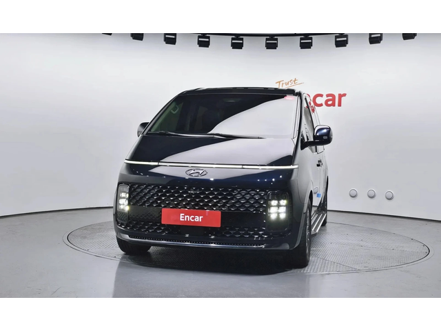 Hyundai Staria L3.5 Lounge 7-Seater Inspiration - автомобили, коли, обяви за нови и употребявани 2
