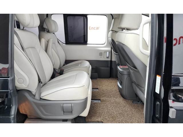 Hyundai Staria L3.5 Lounge - автомобили, коли, обяви за нови и употребявани 10