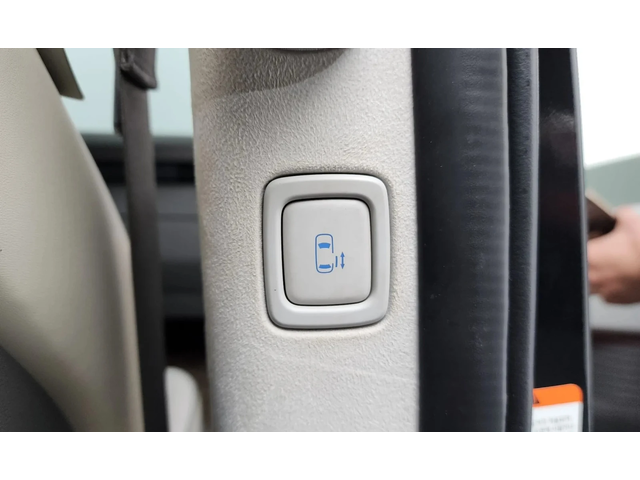 Hyundai Staria L3.5 Lounge - автомобили, коли, обяви за нови и употребявани 15