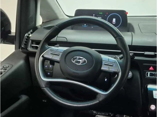 Hyundai Staria 7 МЕСТЕН * ПОДГРЕВИ * ОБДУХВАНЕ * 360 КАМЕРИ - автомобили, коли, обяви за нови и употребявани 8
