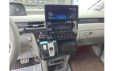 Hyundai Staria * 9-МЕСТЕН* * КРАЙНА ЦЕНА* FULL - автомобили, коли, обяви за нови и употребявани 10