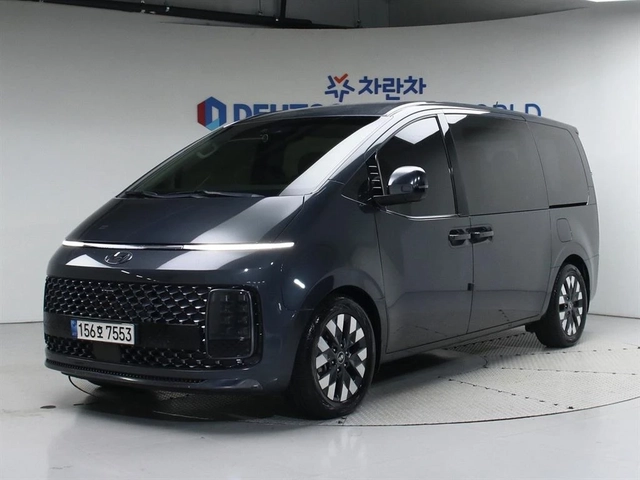 Hyundai Staria Lounge Inspiration | 4WD | 9 места | 360  | Вентил - автомобили, коли, обяви за нови и употребявани 0